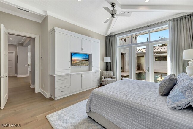 Building Photo - 160 Broad Ave S