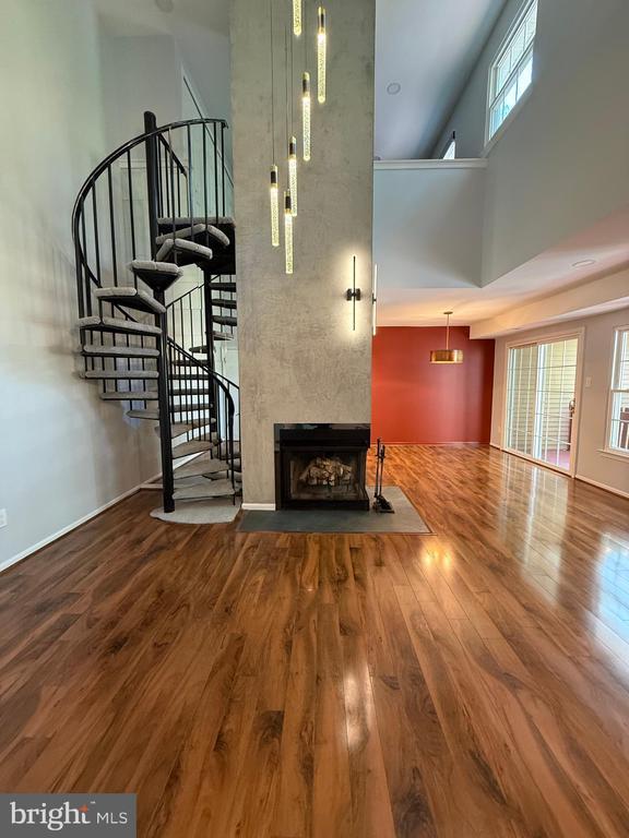 Building Photo - 46 Woodbine Ct