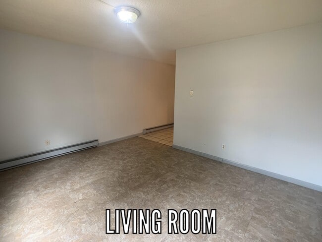 Building Photo - 21 Indiana-