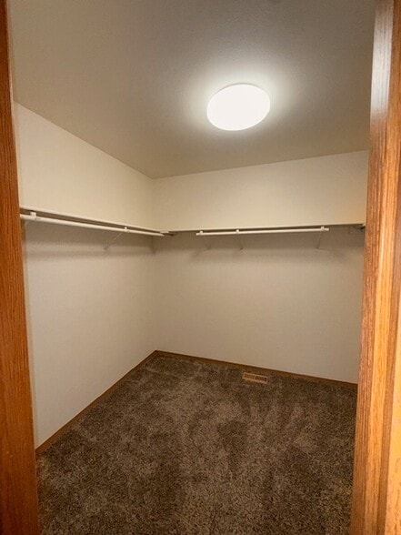 Building Photo - 8111 E 36th Ave