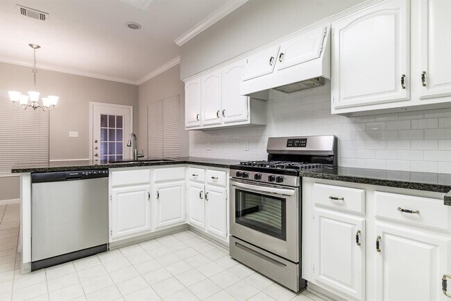 Building Photo - 3806 Deer Falls Ct