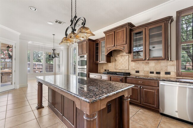 Building Photo - 17306 Lake Chelan Ln