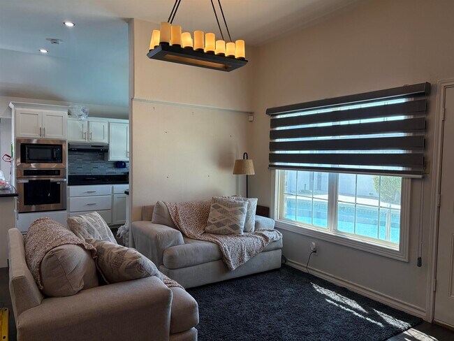 Building Photo - 8814 Crossway Dr