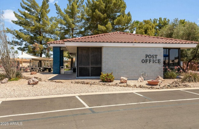 Building Photo - 6250 S Oakmont Dr