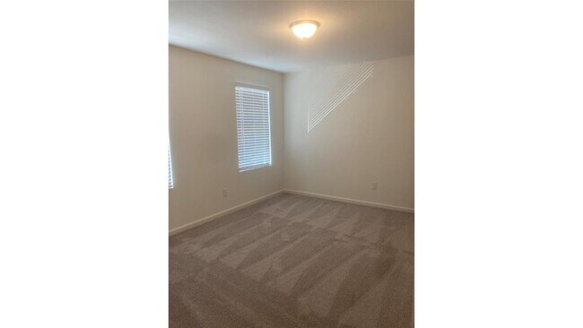 Building Photo - 6820 Bonanza Way
