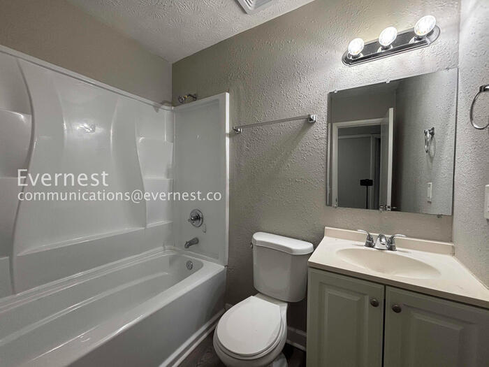 Building Photo - 6824 Rojo Ct