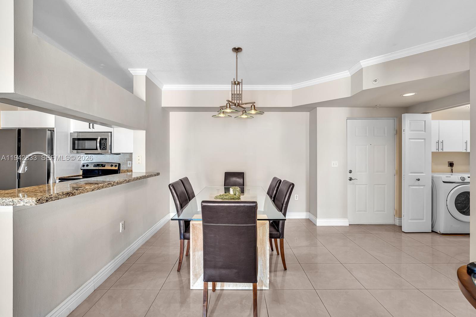 Building Photo - 17150 N Bay Rd