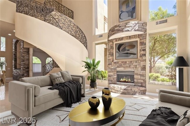 Building Photo - 1008 Trophy Hills Dr
