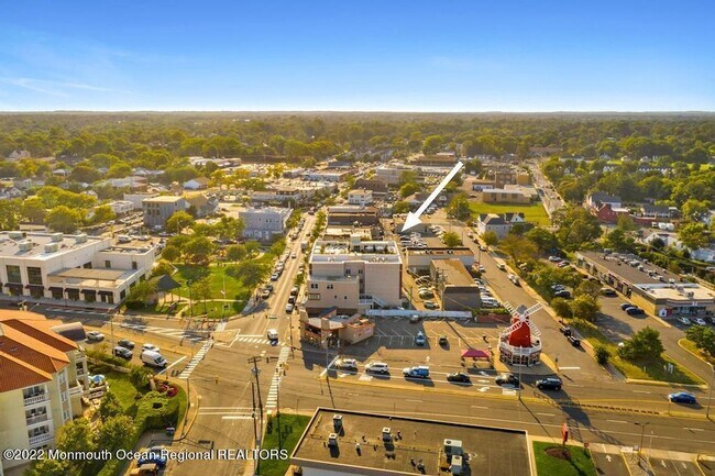 Building Photo - 57-61 Brighton Avenue Unit 303