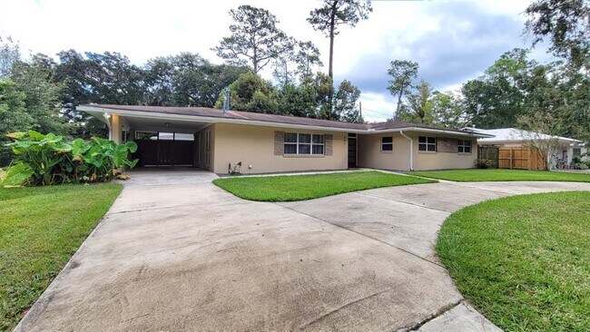 Primary Photo - 741 NW 36th St