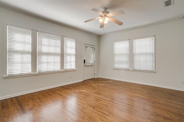 Building Photo - 1622 Mistletoe Blvd