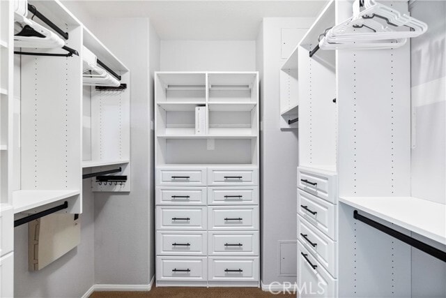 Building Photo - 116 Chantilly