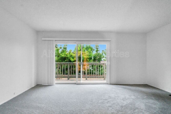 Building Photo - 2229 Camino Preciosa Sur
