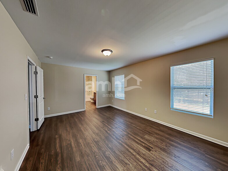 Building Photo - 958 Pointe Andrews Dr