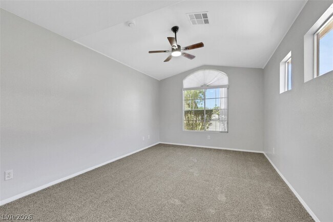 Building Photo - 8730 Wallaby Ln