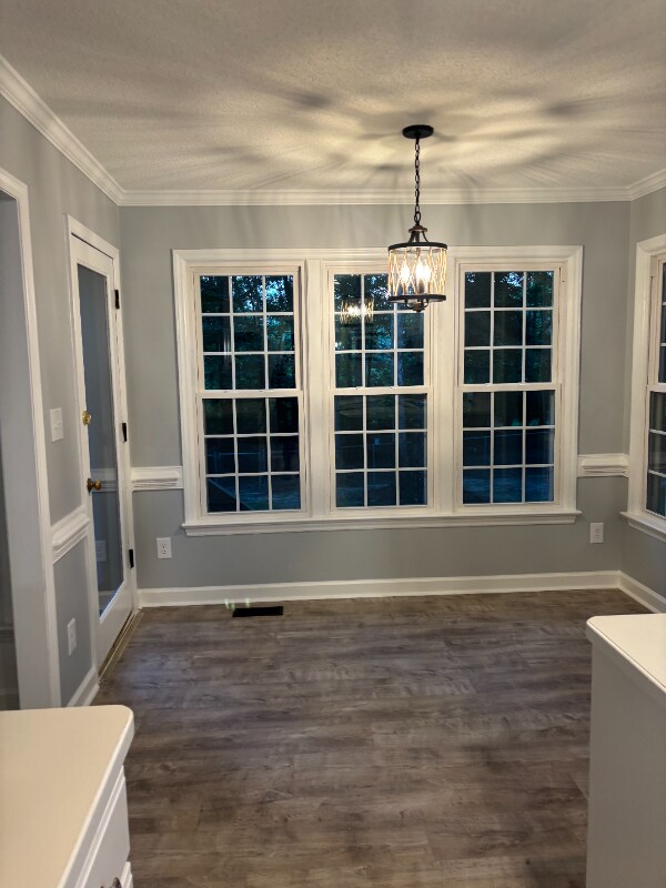 Building Photo - 110 Woodland Ridge Dr