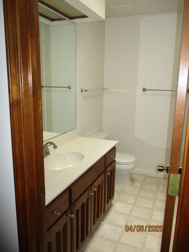 Building Photo - 10409 Camino Del Oso NE