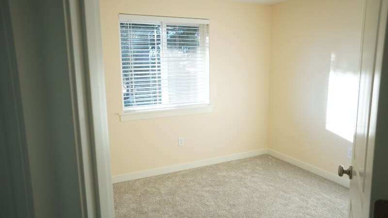 Building Photo - 2314 NE Stapleton Rd