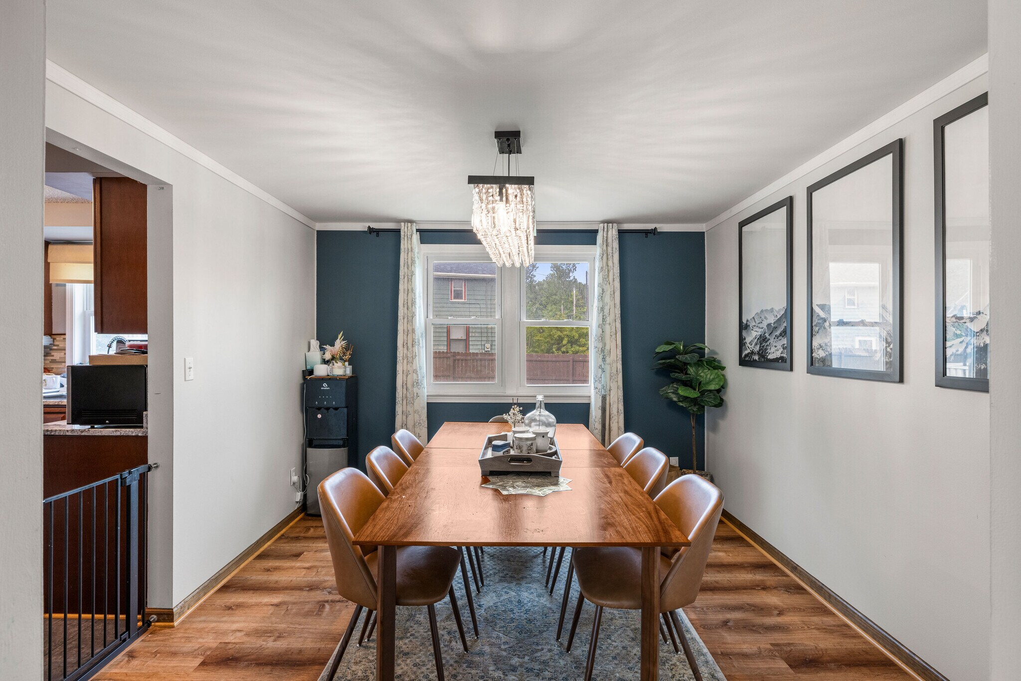 Building Photo - 537 Vine Ln