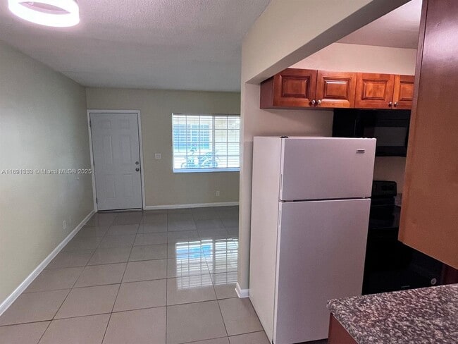 Building Photo - 432 SE 20th St