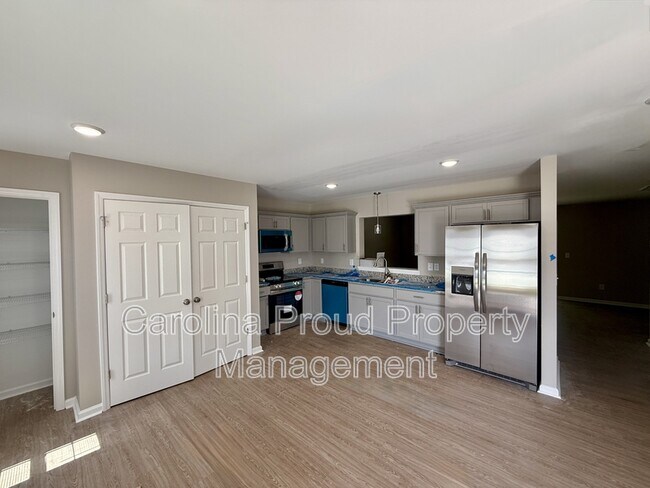Building Photo - 1238A Masters Ln