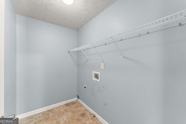 Building Photo - 104 Jameston Dr