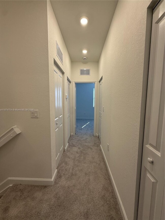 Building Photo - 35630 SW 178th Ct