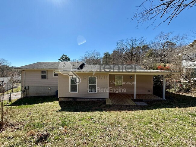 Building Photo - 809 Trotter Ln