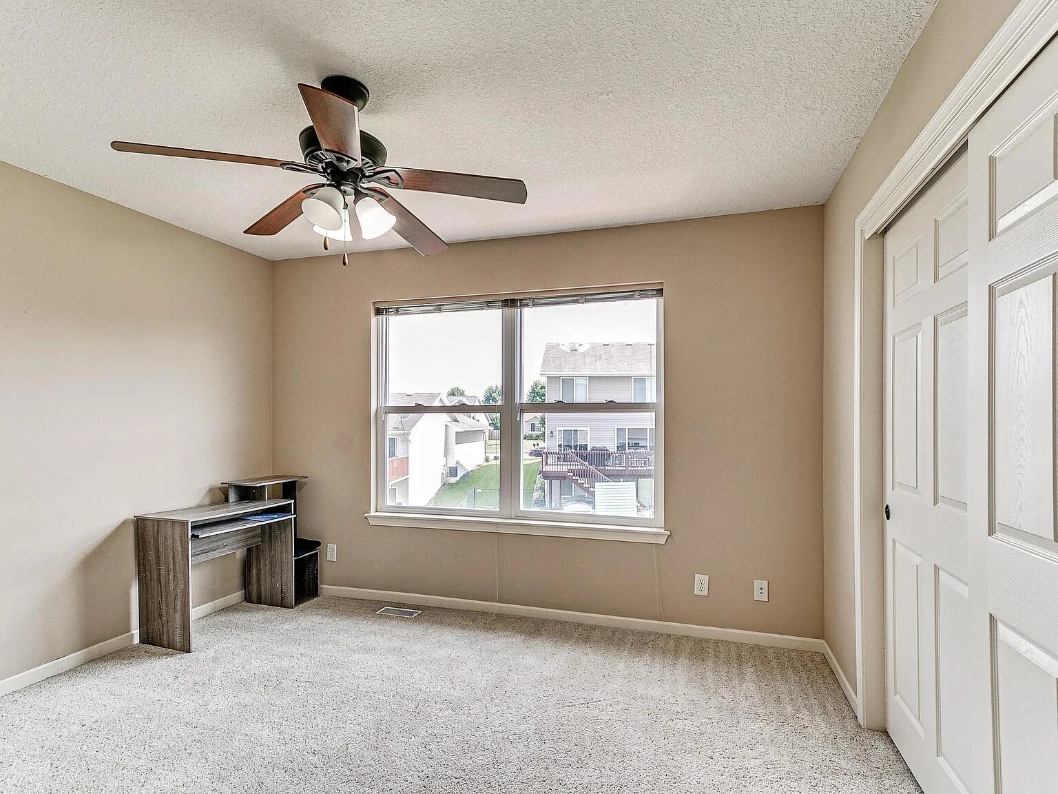 Building Photo - 15222 Aurora Cir
