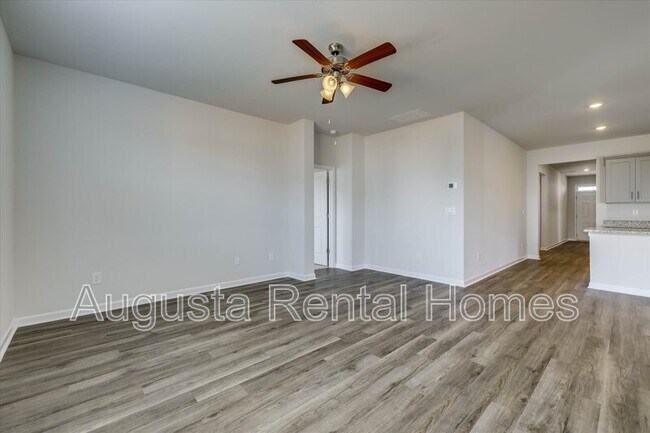 Building Photo - 1253 Birch Cir