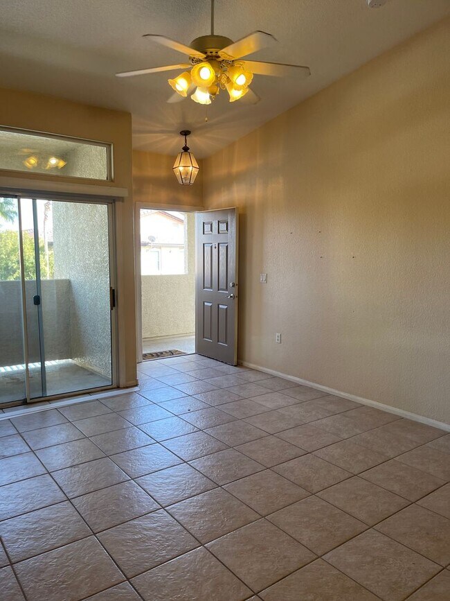 Building Photo - 3395 Cactus Shadow St