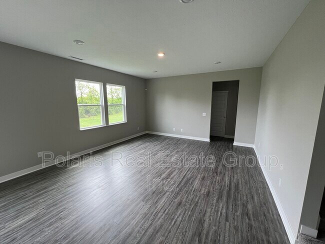 Building Photo - 3085 Gibbert Ln
