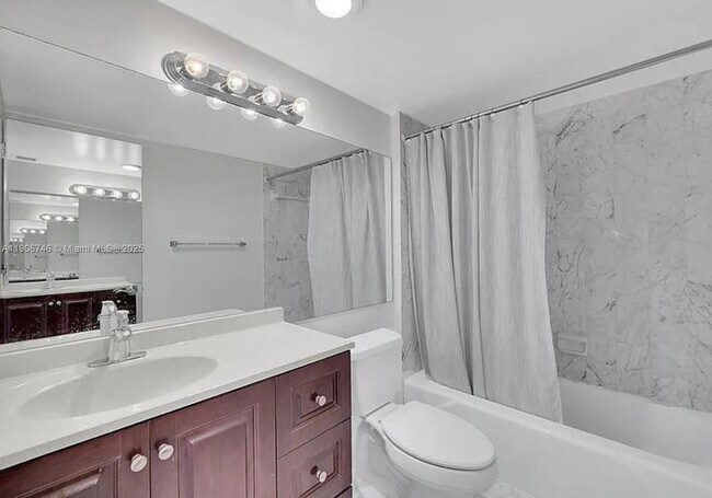 Building Photo - 1880 S Ocean Dr