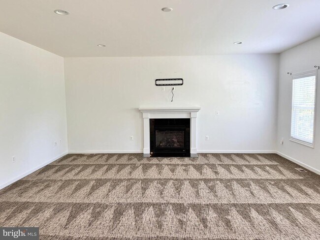 Building Photo - 133 Brooke Point Ct