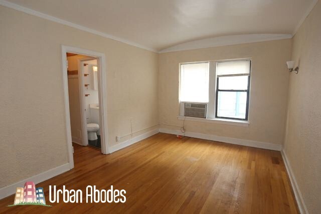 Building Photo - 535 W Arlington Pl