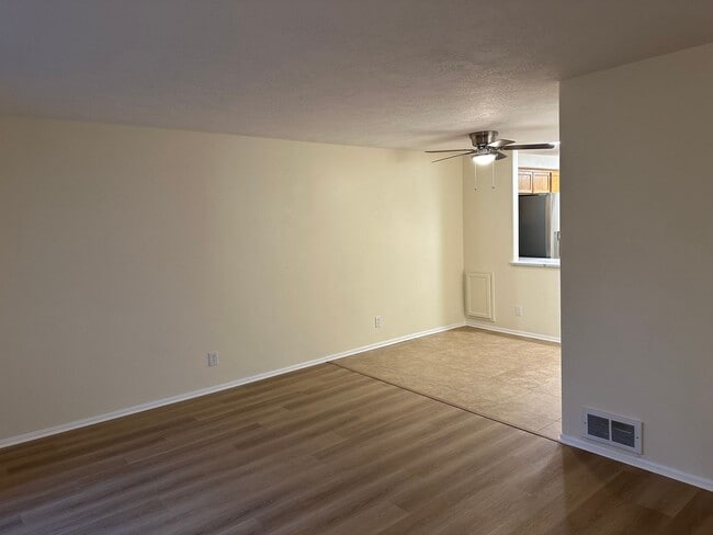 Building Photo - 1612 Fetters Loop