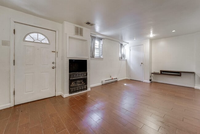 Building Photo - 354 1st St