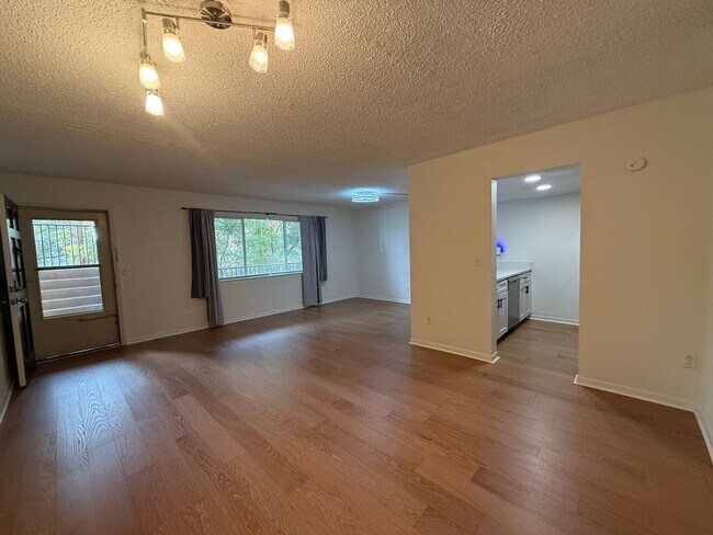 Building Photo - Great Largo 2/1 condo 55+ community