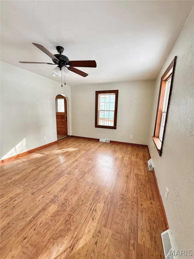 Building Photo - 56 Pine Trail