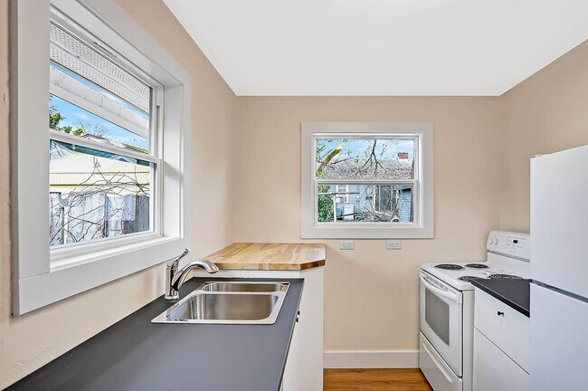 Building Photo - 19th - GPM351N-4