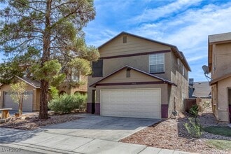 Building Photo - 3922 Gulliver St