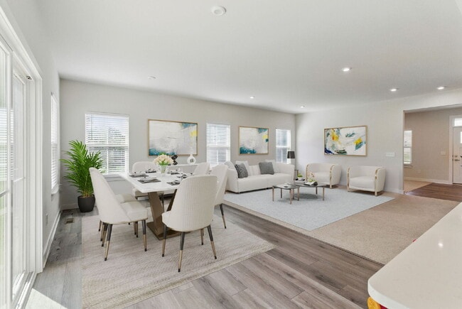 Building Photo - Luxury 5-Bed, 4-Bath Greenville Home in Amenity-Packed Riverstone!