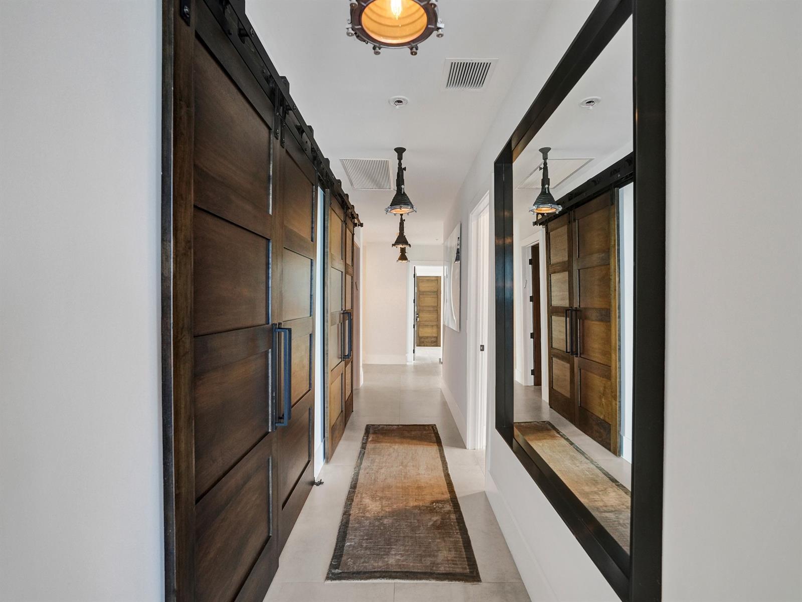 Building Photo - 17301 Biscayne Blvd