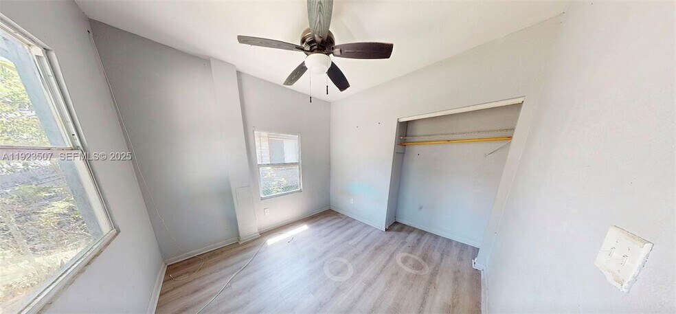 Building Photo - 236 NE 57th St