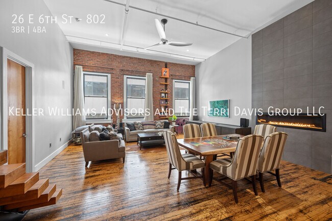 Building Photo - 26 E 6th St