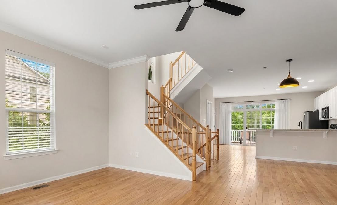 Building Photo - 1056 Pipistrelle Ct