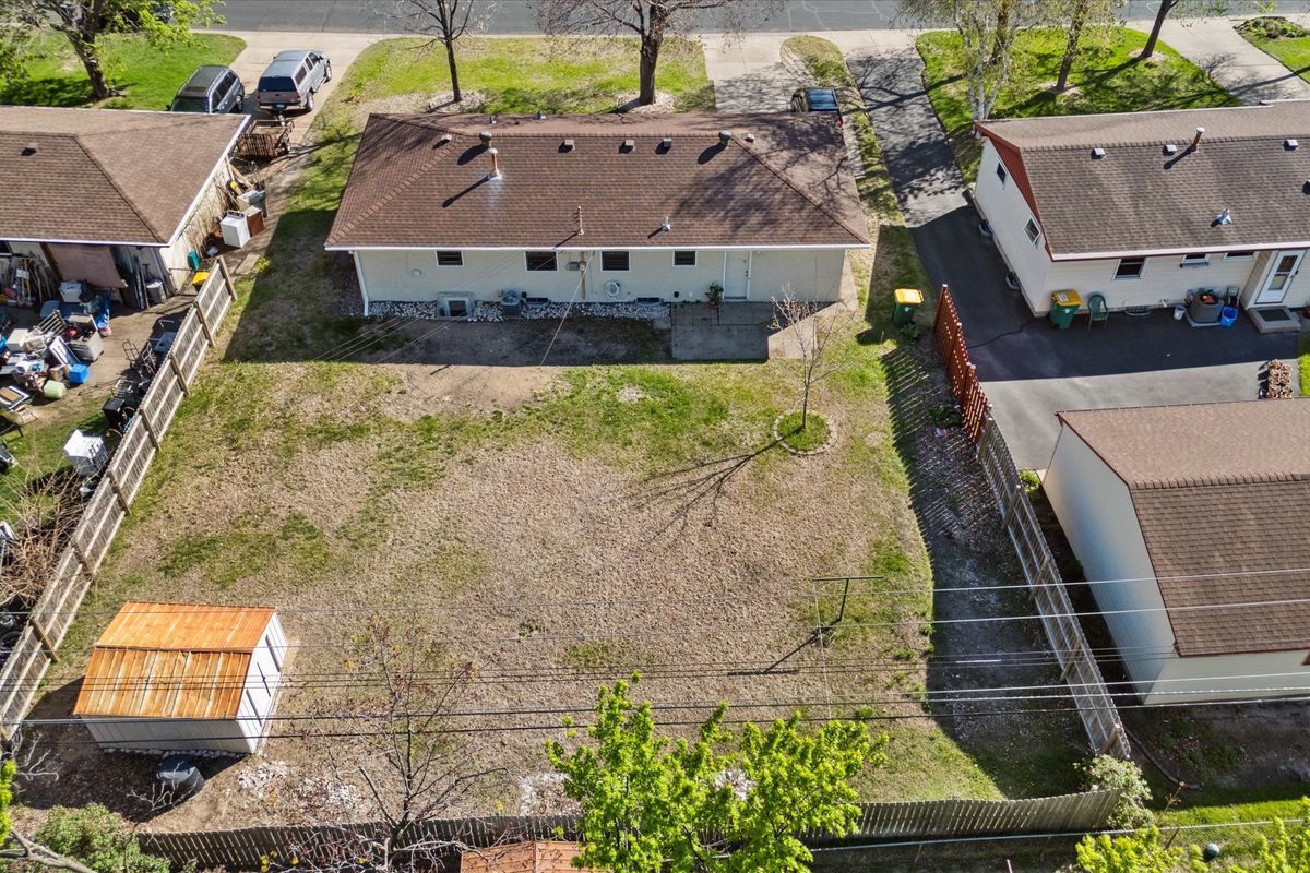 Building Photo - 3124 65th Ave N