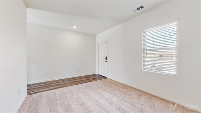 Building Photo - Move-in ready home in Fort Worth!