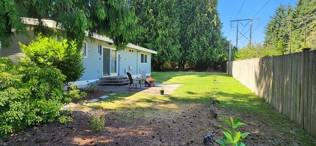 Building Photo - 3 Bed 1 bath Bothell rambler home $3199/mo