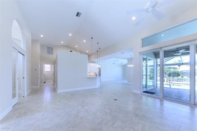 Building Photo - 566 Port Bendres Dr